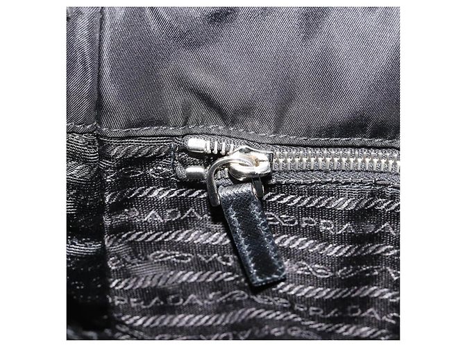 Borsa a Spalla con Catena PRADA Nylon Nero Argento Auth 184635V - vista 23