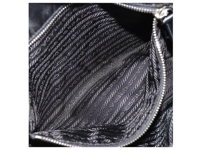 Borsa a Spalla con Catena PRADA Nylon Nero Argento Auth 184635V - vista 24