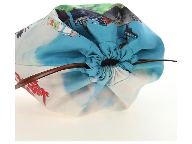 Collaborazione LOEWE Studio Ghibli Il Castello Errante Nylon Blu Auth 167403SAM - vista 6