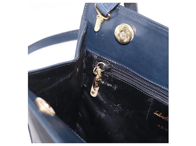 Borsa a tracolla Salvatore Ferragamo in pelle blu navy e oro Auth ar13953 D'oro - vista 19