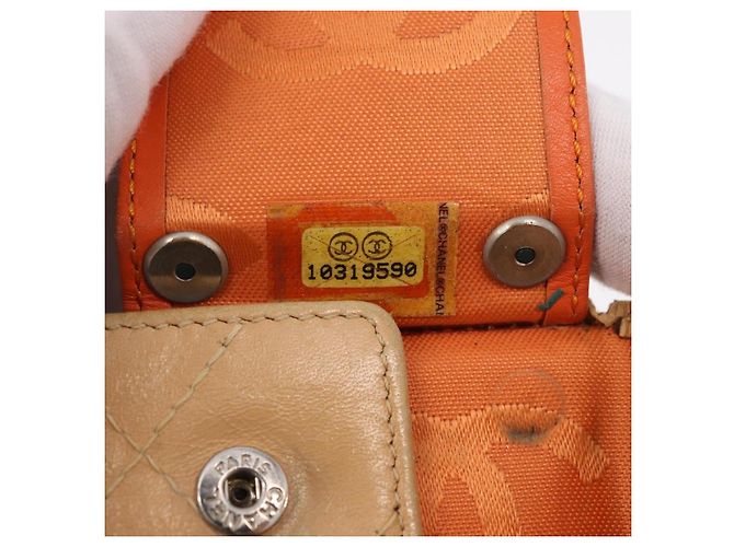 CHANEL Cambon Line Matelassé Llavero de cuero beige con CC plateado Auténtico ep14903 Plata - vista 21
