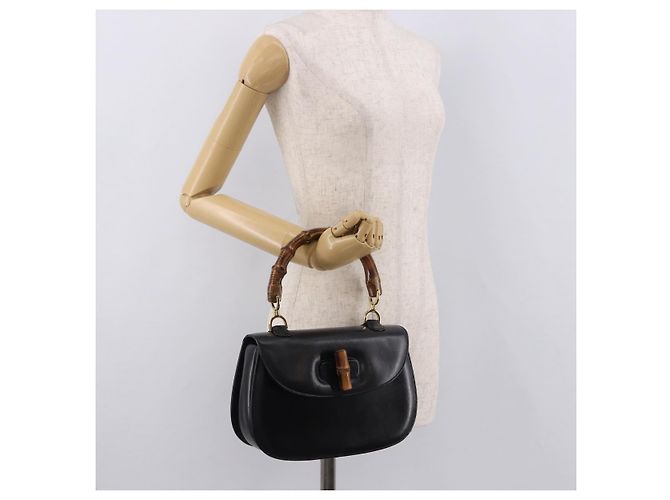Borsa a mano GUCCI Bamboo in pelle nera e oro 000 01 0633 Auth 184960V Nero D'oro - vista 24