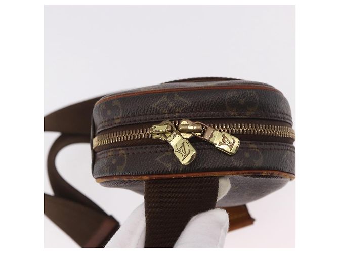 LOUIS VUITTON Monogram Pochette Gange Shoulder Bag M51870 LV Auth 185622 Monogramma - vista 6