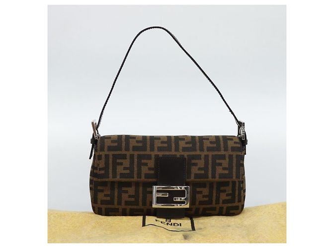 FENDI Zucca Canvas Mamma Baguette Shoulder Bag Black Brown Auth 185659SAM Marrone Nero - vista 12