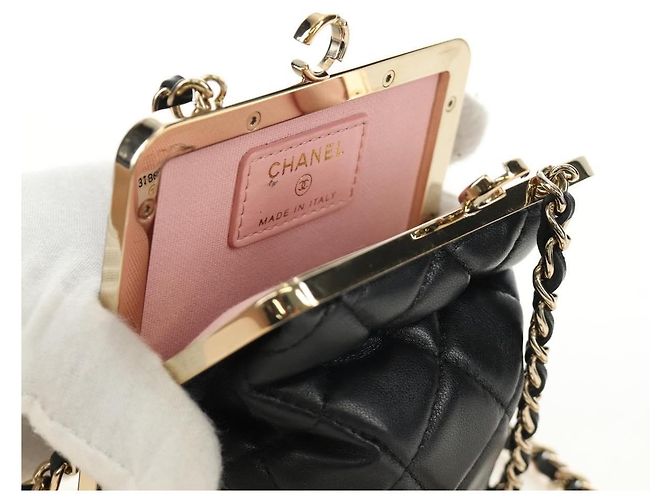 CHANEL Pochette à bandoulière Chain Evening Bag en peau d'agneau Noir Or CC Auth 184385SV Doré - vue 17
