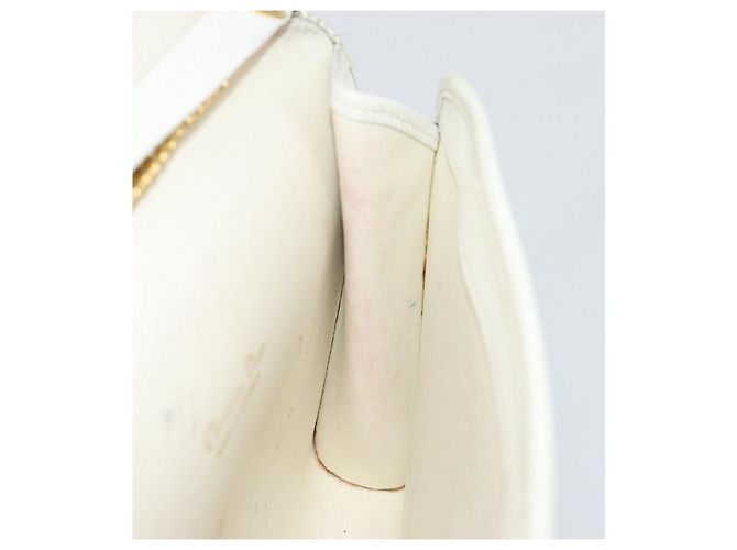 Borsa a tracolla con catena Christian Dior in pelle bianca e oro Auth BA13317 Bianco D'oro - vista 21