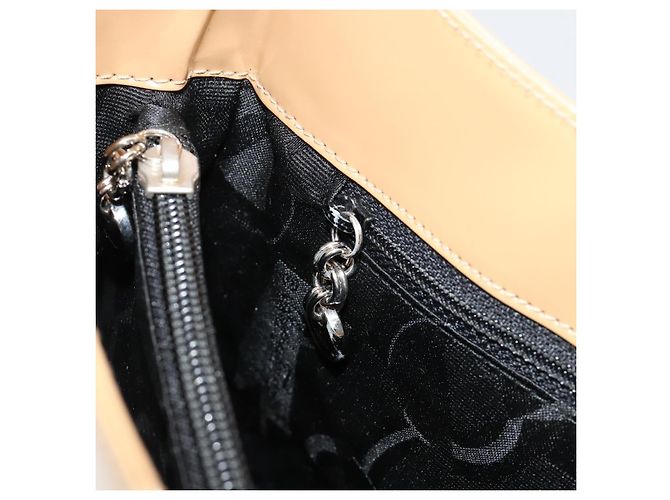 Borsa Salvatore Ferragamo Gancini in pelle vernice Beige Argento Auth BA13361A - vista 19