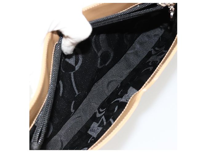 Borsa Salvatore Ferragamo Gancini in pelle vernice Beige Argento Auth BA13361A - vista 23