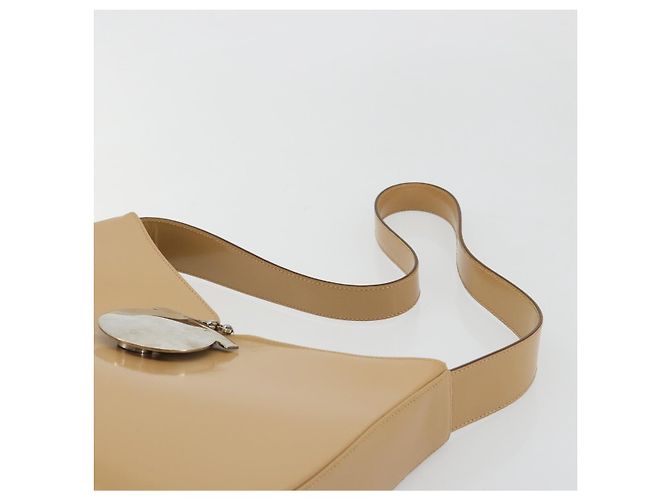 Borsa Salvatore Ferragamo Gancini in pelle vernice Beige Argento Auth BA13361A - vista 8