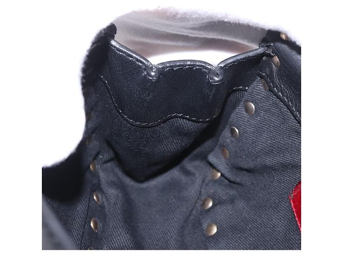 VALENTINO Marsupio con borchie in pelle nero e oro Auth BA13324A D'oro - vista 20