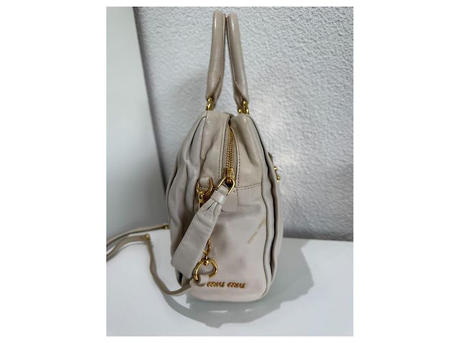 Miu Miu Matelasse borsa in pelle beige Gold hardware - vista 5