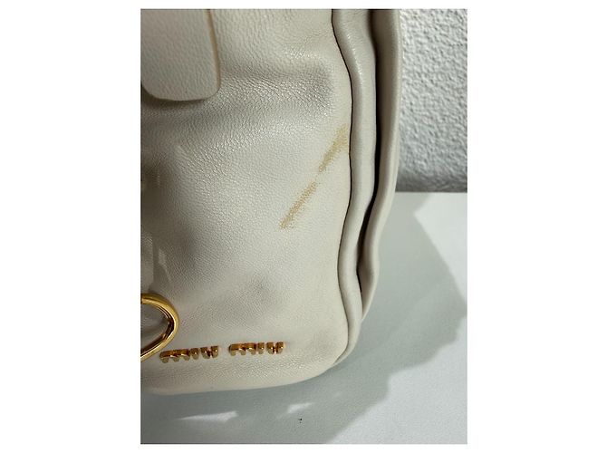 Miu Miu Matelasse borsa in pelle beige Gold hardware - vista 6