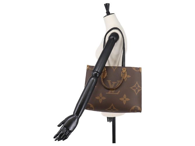 Tote 2-way Louis Vuitton Onthego MM Monogram Giant Monogramma - vista 9