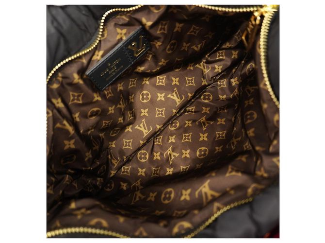 Borsa a tracolla Louis Vuitton Monogram Multi Pochette Accessoires Nero Fuschia - vista 4