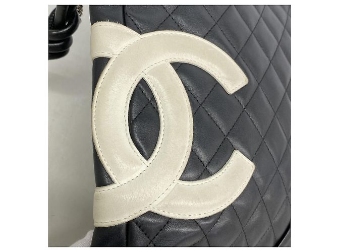 Borsa a tracolla Chanel Cambon in agnello Nero - vista 10