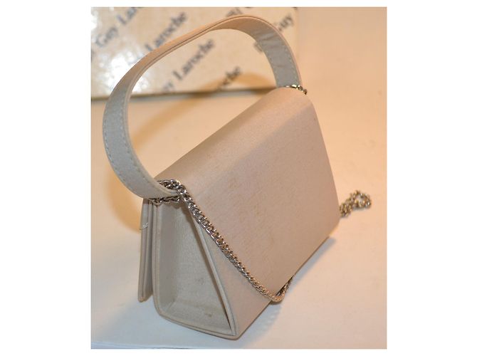 Pochette Guy Laroche in tessuto color champagne Beige - vista 5
