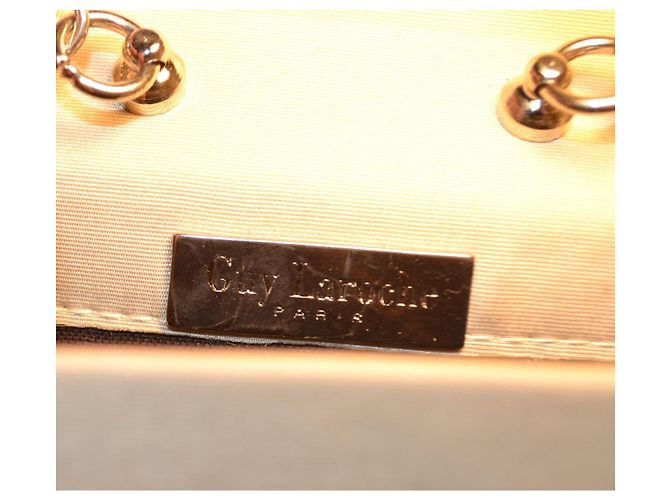 Pochette Guy Laroche in tessuto color champagne Beige - vista 7