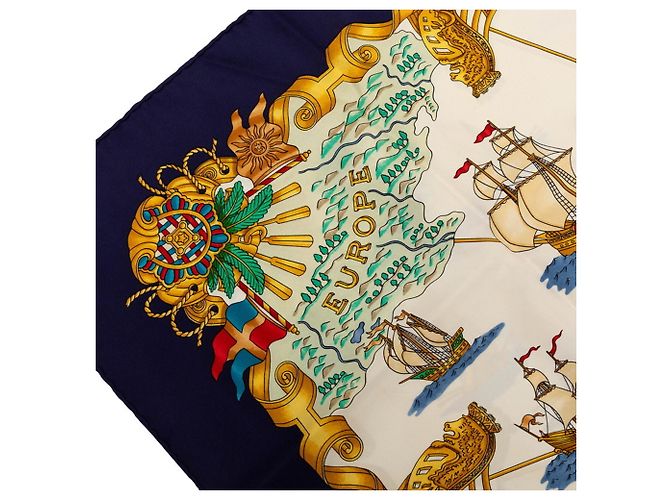 Hermès Hermes Carre 90 VOILES DE LUMIERE Sciarpa in seta Multicolore Blu navy - vista 4