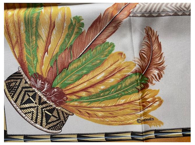 Hermès "Brésil" Sciarpa in seta 90x90 Marrone Bianco Rosso Verde Giallo - vista 9