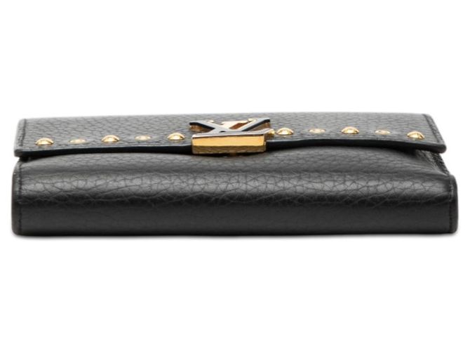 Cartera Louis Vuitton Capucines Compact Negro - vista 3
