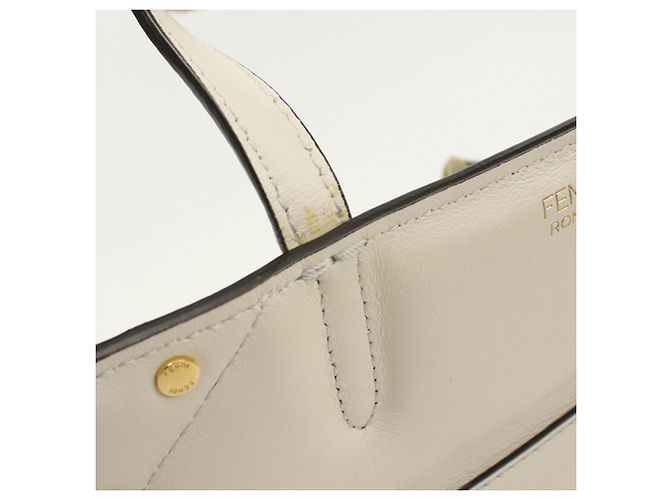 Fendi Tote Bag aus Elfenbeinfarbenem Kalbsleder Roh - Ansicht 8