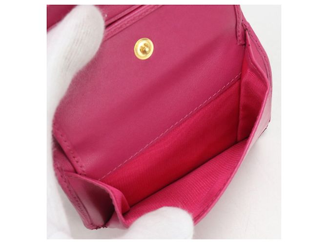 Prada Tri-fold Wallet aus rosa Leder Pink - Ansicht 5