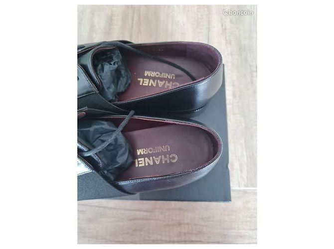 Chanel Uniform Scarpe Basse in Pelle Nera Nero - vista 3