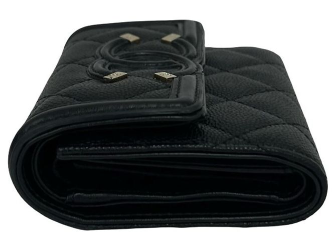 Cartera tríptico de piel caviar negro Chanel - vista 4