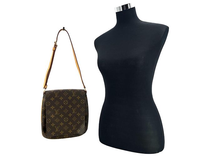 Louis Vuitton Bolsa de ombro Musette Salsa em canvas monograma vintage Marrom - vista 2