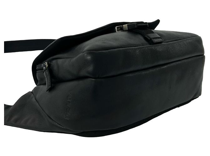 Borsa a tracolla in pelle nera e nylon Prada Nero - vista 7