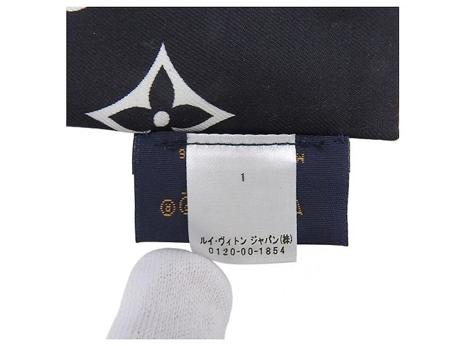 Foulard bandana in seta Louis Vuitton Nero - vista 11