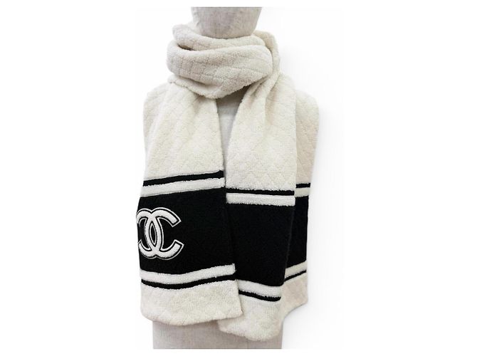 Sciarpa in cashmere Chanel 19B in bianco e nero - vista 5