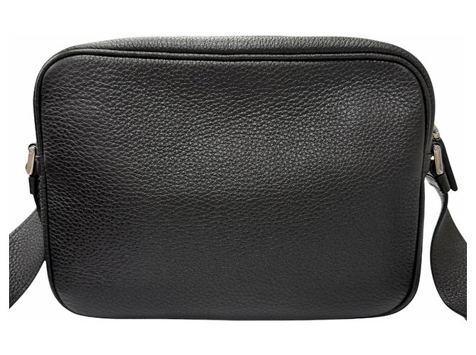 Bolso de hombro Prada en cuero negro con logotipo de triángulo - vista 3
