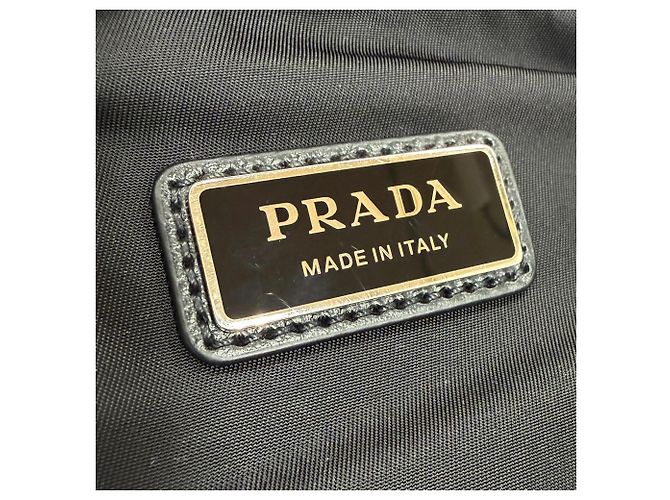 Borsa a Spalla Prada Nylon Pelle Re-Nylon Placca Logo Triangolo Nero - vista 13