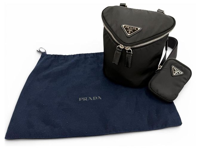 Borsa a Spalla Prada Nylon Pelle Re-Nylon Placca Logo Triangolo Nero - vista 2