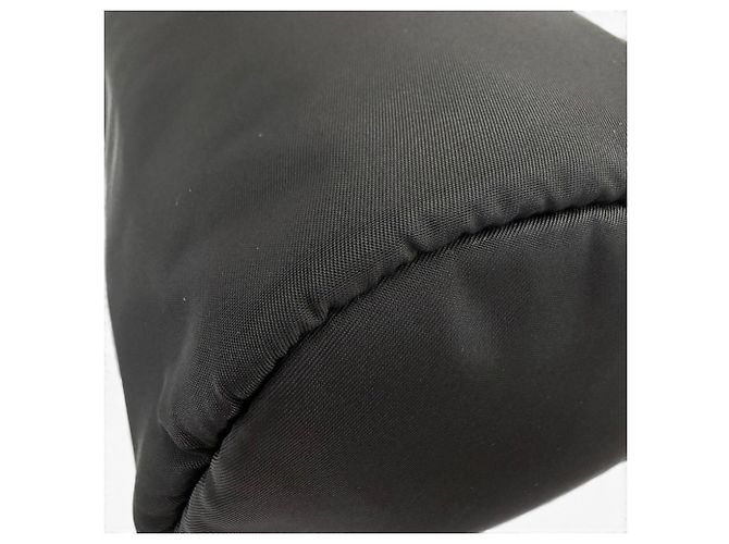 Borsa a Spalla Prada Nylon Pelle Re-Nylon Placca Logo Triangolo Nero - vista 6