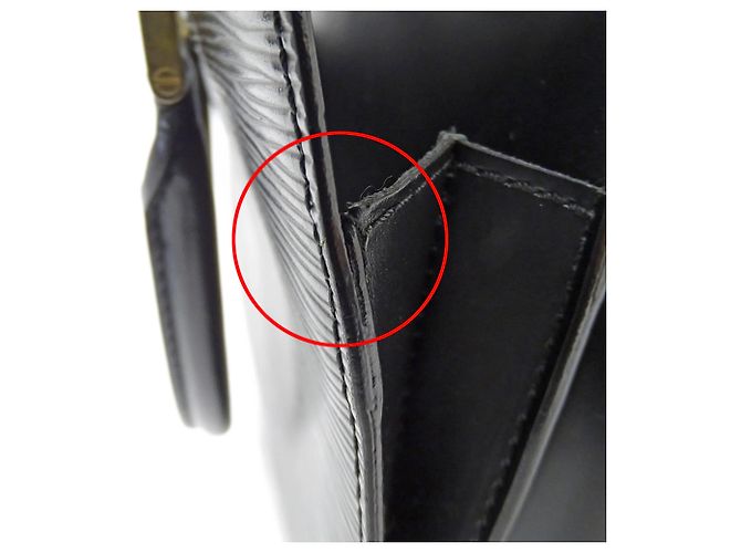 Borsa a mano in pelle Epi Louis Vuitton Nero - vista 12