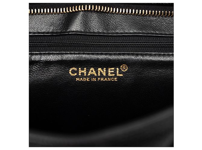 Tote Chanel Black Caviar Medallion Negro - vista 5