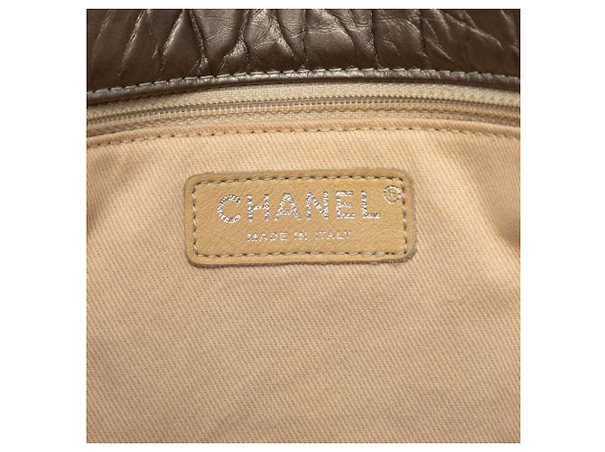 Tote Reissue 2.55 em couro de vitelo envelhecido metálico acolchoado cinza Chanel - vista 5