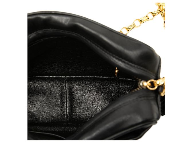 Borsa Chanel Black CC Vertical Quilted Lambskin Tassel Camera Bag Nero - vista 4