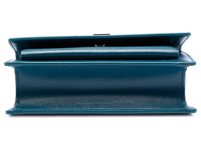 Portafoglio con catena Saint Laurent Blue Mini in pelle di vitello Monogram Sunset - vista 3