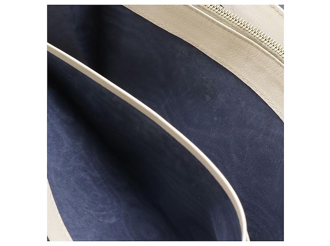 Borsa a tracolla con catena GUCCI GG Marmont Crudo Blu navy - vista 9