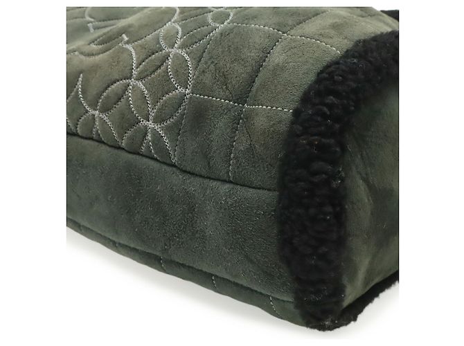 CHANEL Borsa a Spalla con Catena in Mouton Shearling Marrone Nero - vista 4