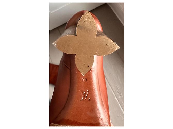 Louis Vuitton Botas altas de cuero marrón Castaño - vista 13