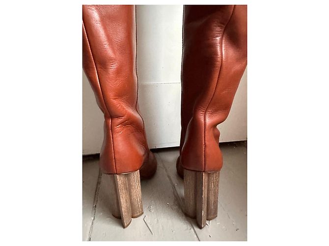 Louis Vuitton Botas altas de cuero marrón Castaño - vista 6