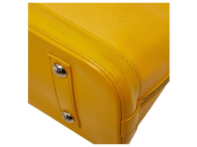 Borsa Louis Vuitton Epi Alma PM - vista 6