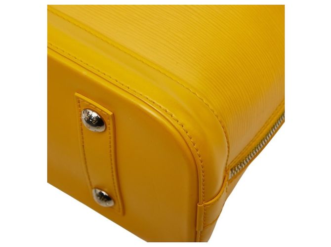 Borsa Louis Vuitton Epi Alma PM - vista 8