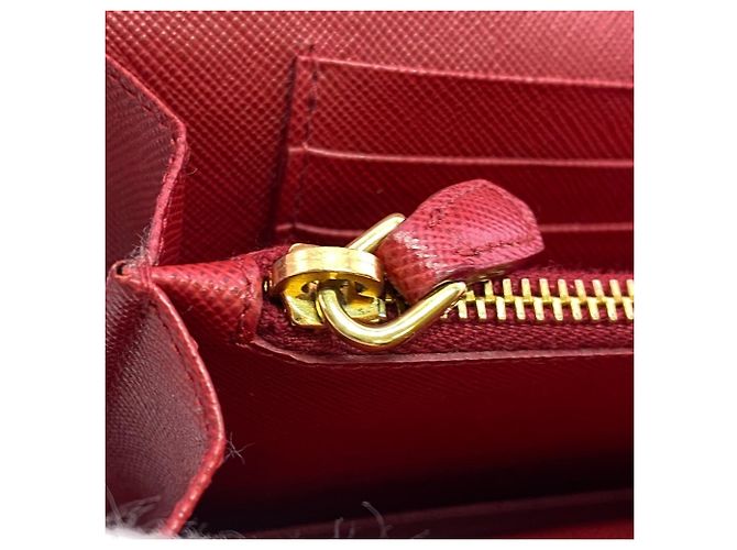 Cartera bi-fold compacta de cuero Saffiano Prada Roja - vista 12