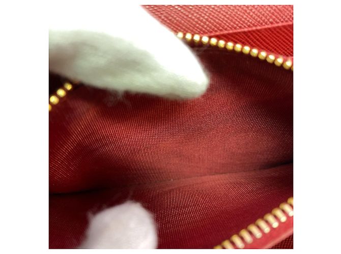 Cartera bi-fold compacta de cuero Saffiano Prada Roja - vista 15