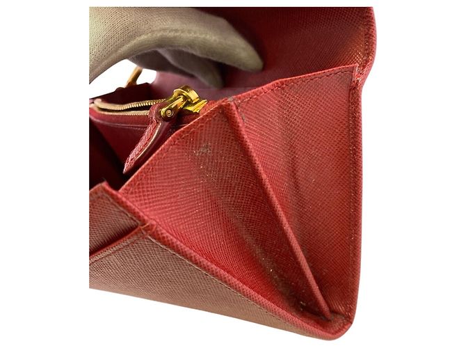 Cartera bi-fold compacta de cuero Saffiano Prada Roja - vista 17